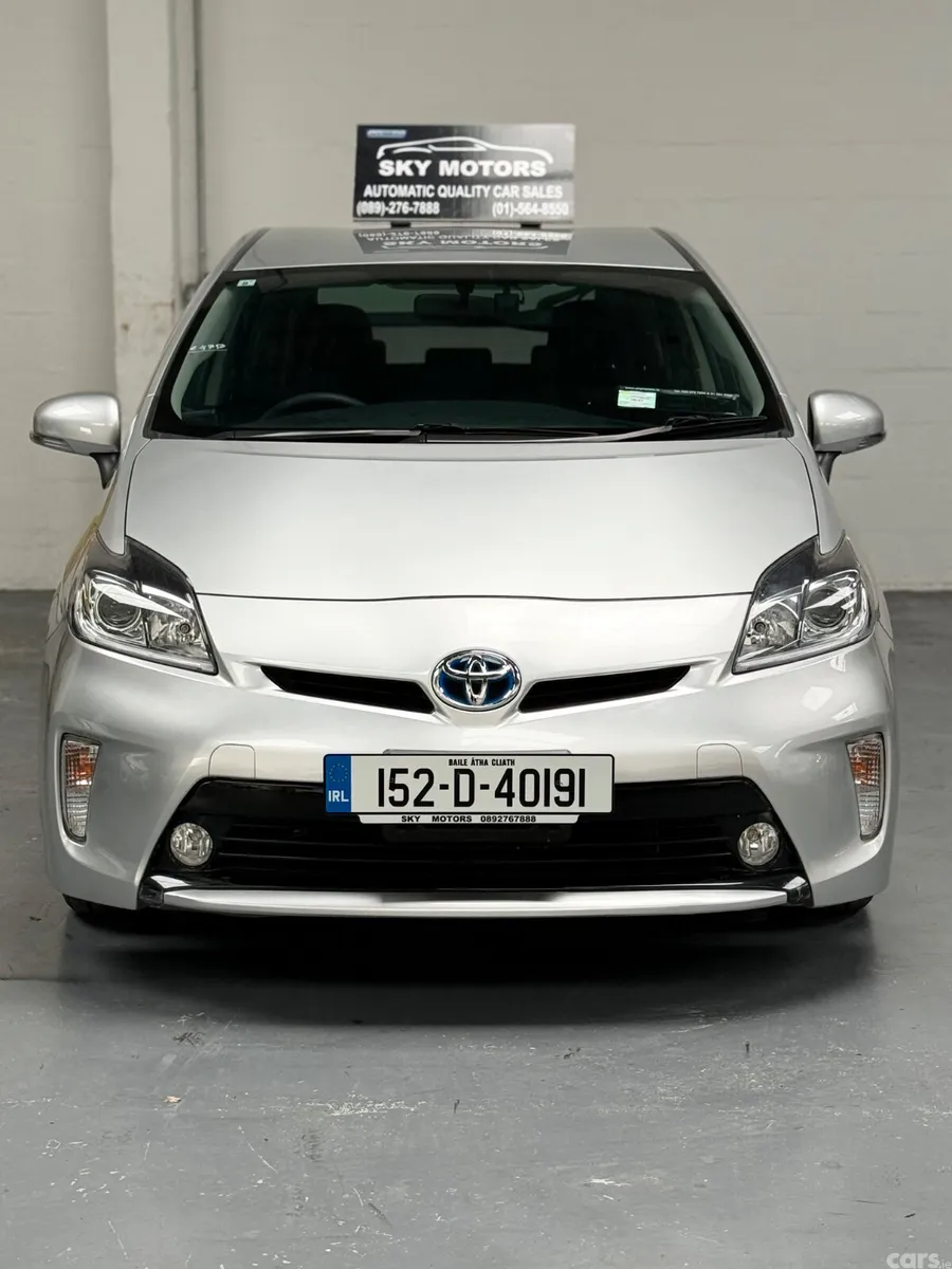 Toyota Prius Hatchback, Petrol Hybrid, 2015, Silver