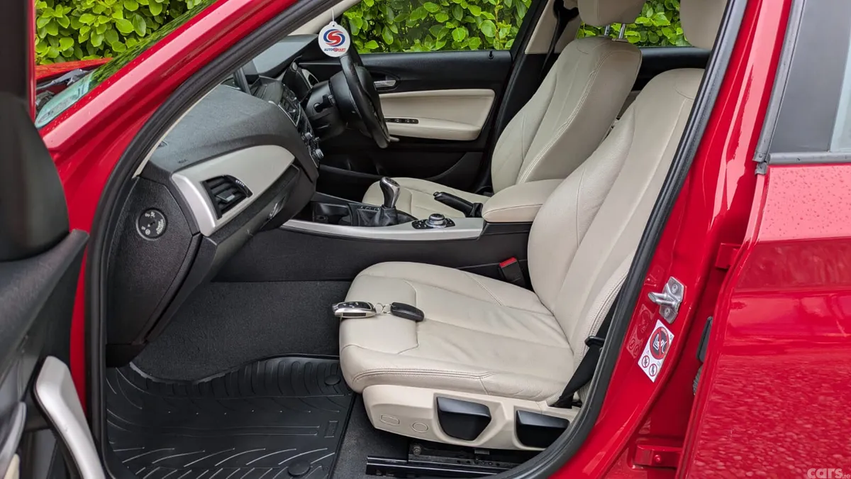 BMW 1-Series Hatchback, Diesel, 2016, Red