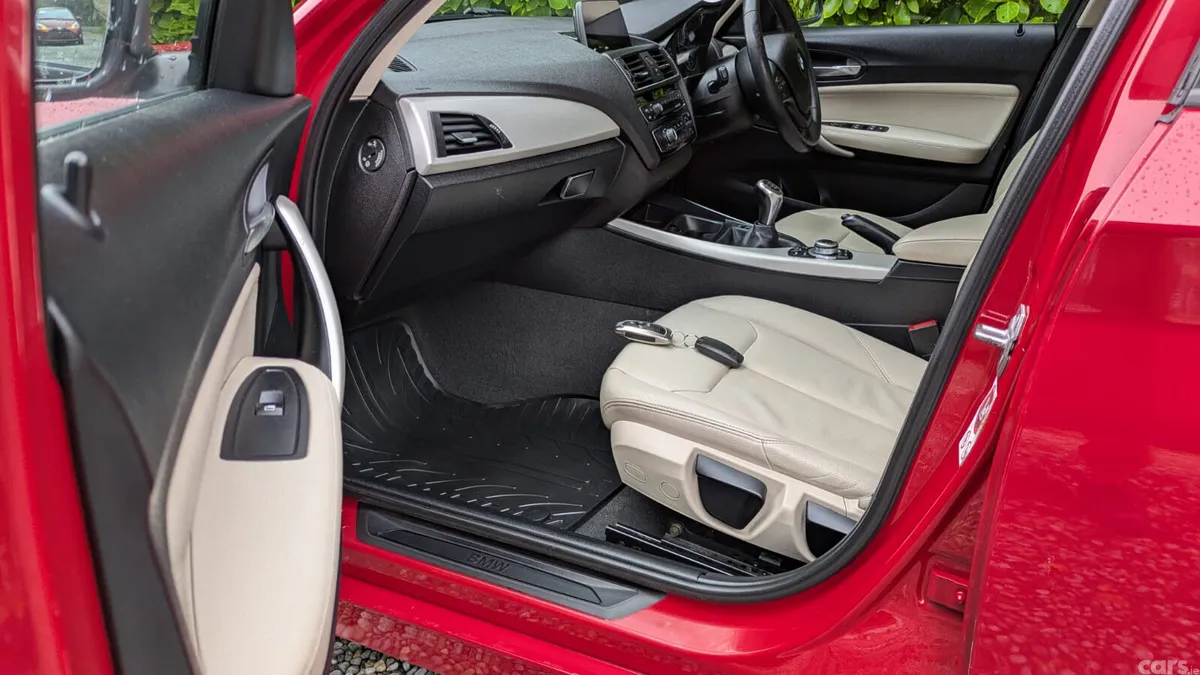 BMW 1-Series Hatchback, Diesel, 2016, Red