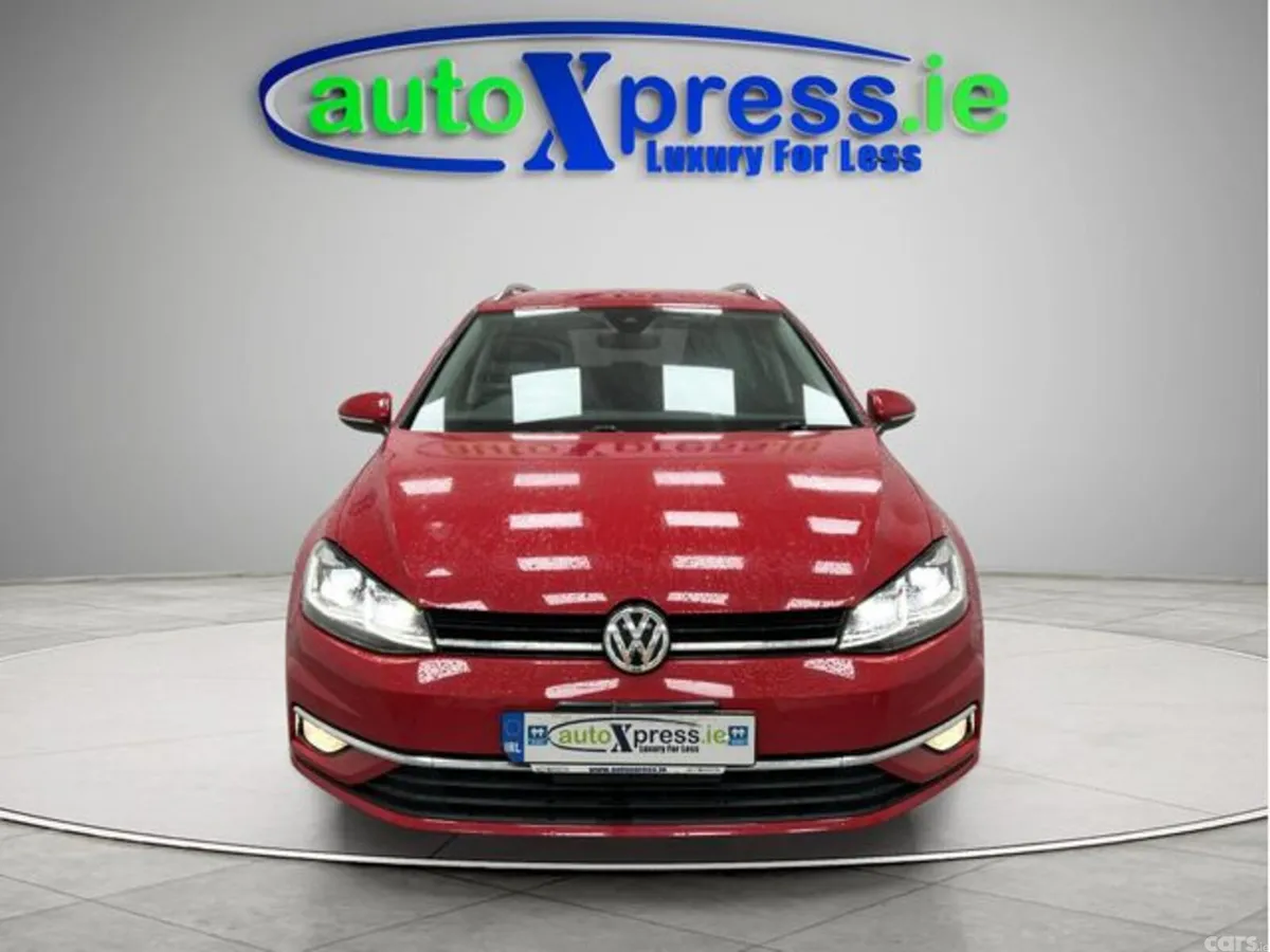 Volkswagen Golf Estate, Petrol, 2020, Red