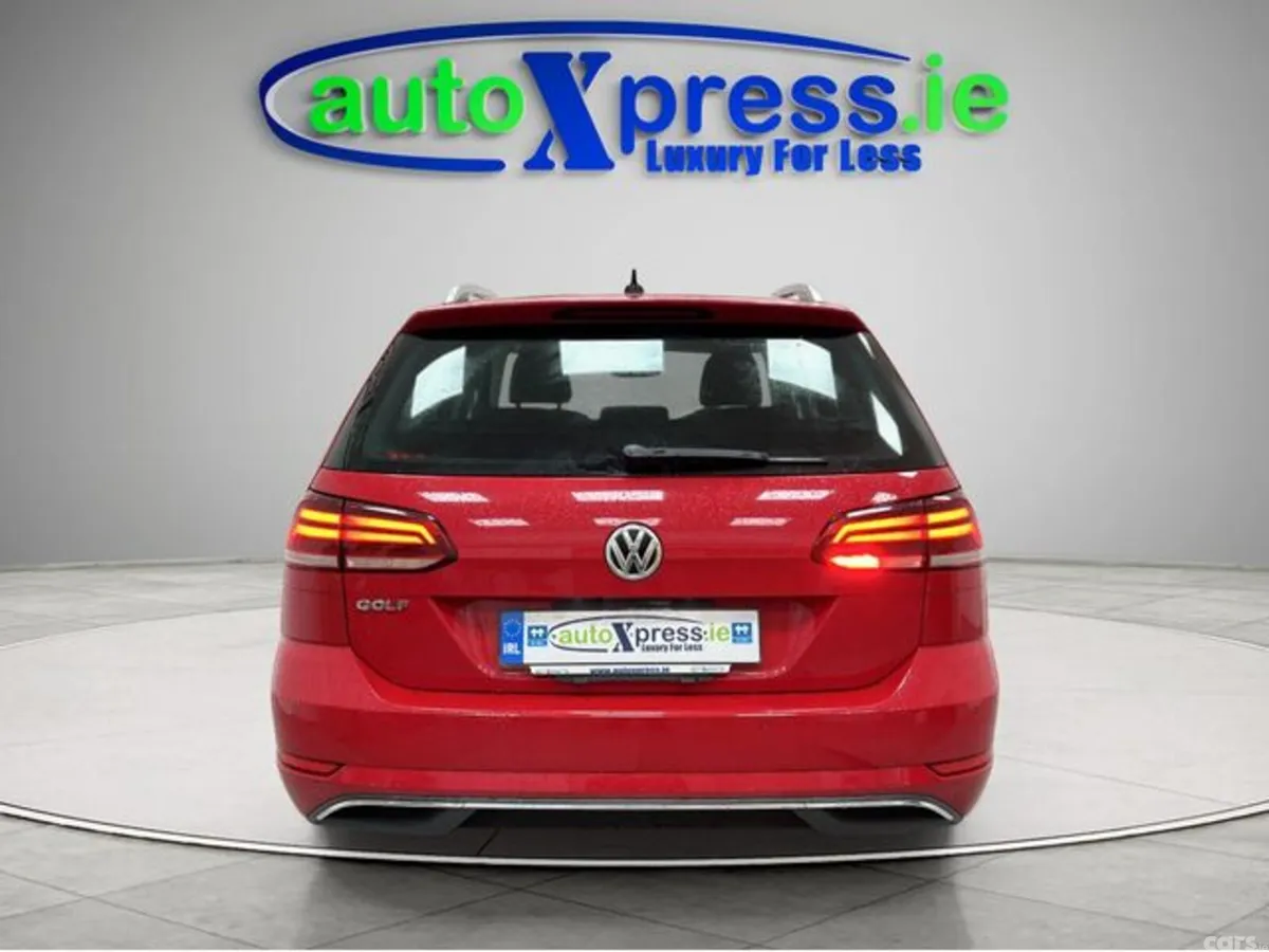 Volkswagen Golf Estate, Petrol, 2020, Red