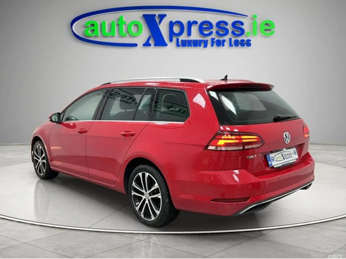 Volkswagen Golf Estate, Petrol, 2020, Red