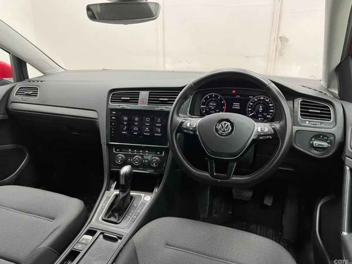 Volkswagen Golf Estate, Petrol, 2020, Red