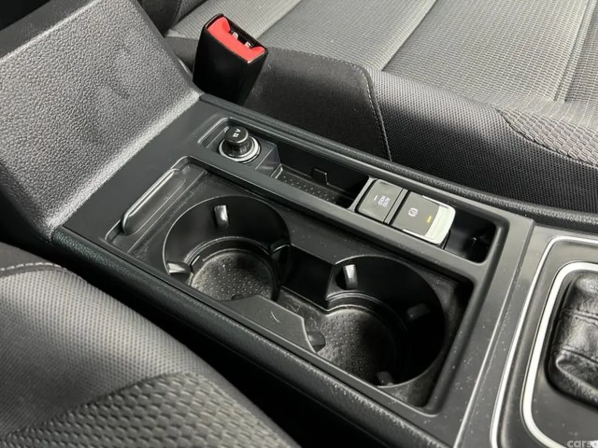 Volkswagen Golf Estate, Petrol, 2019, Blue