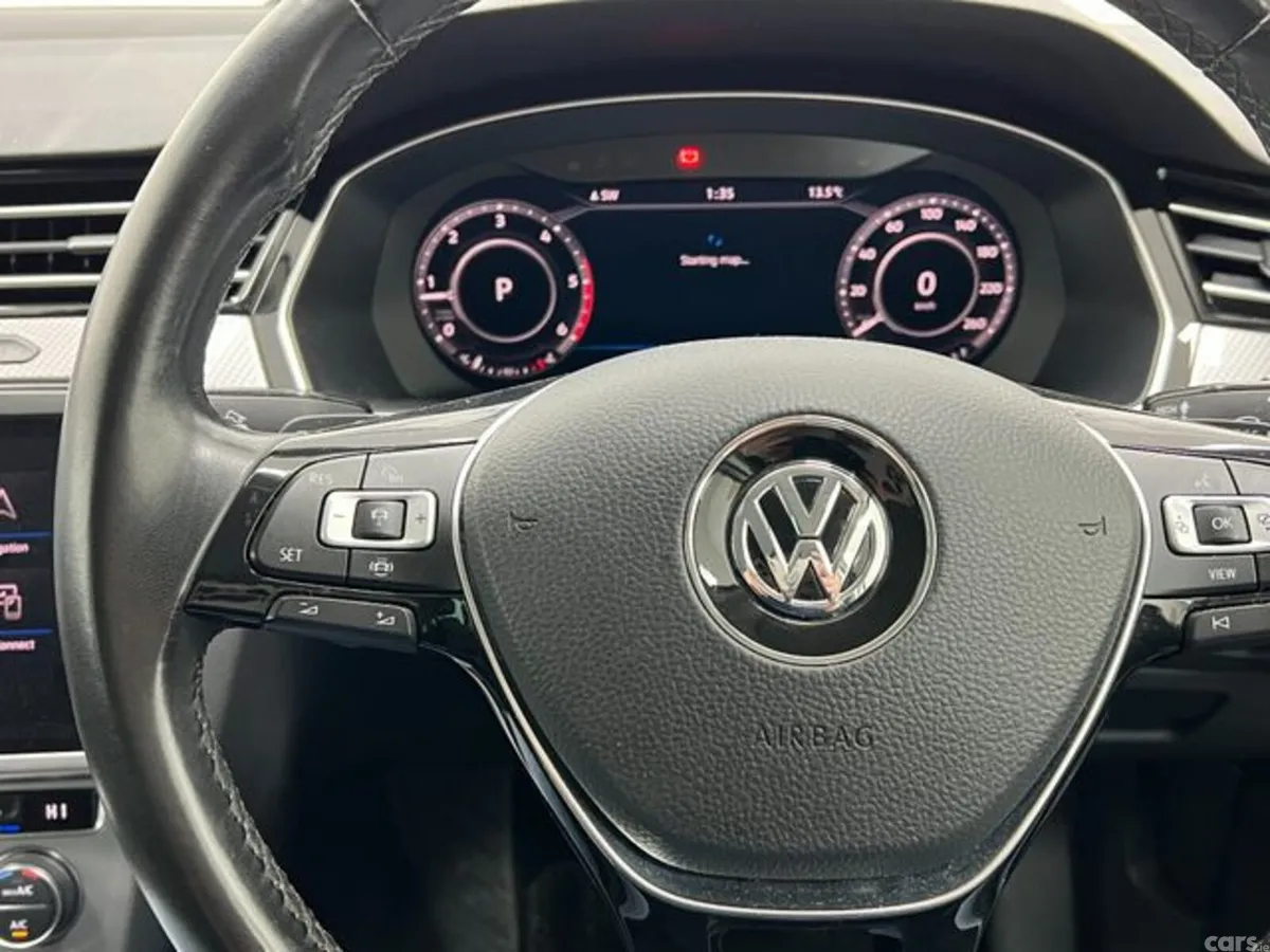 Volkswagen Passat Estate, Diesel, 2020, White