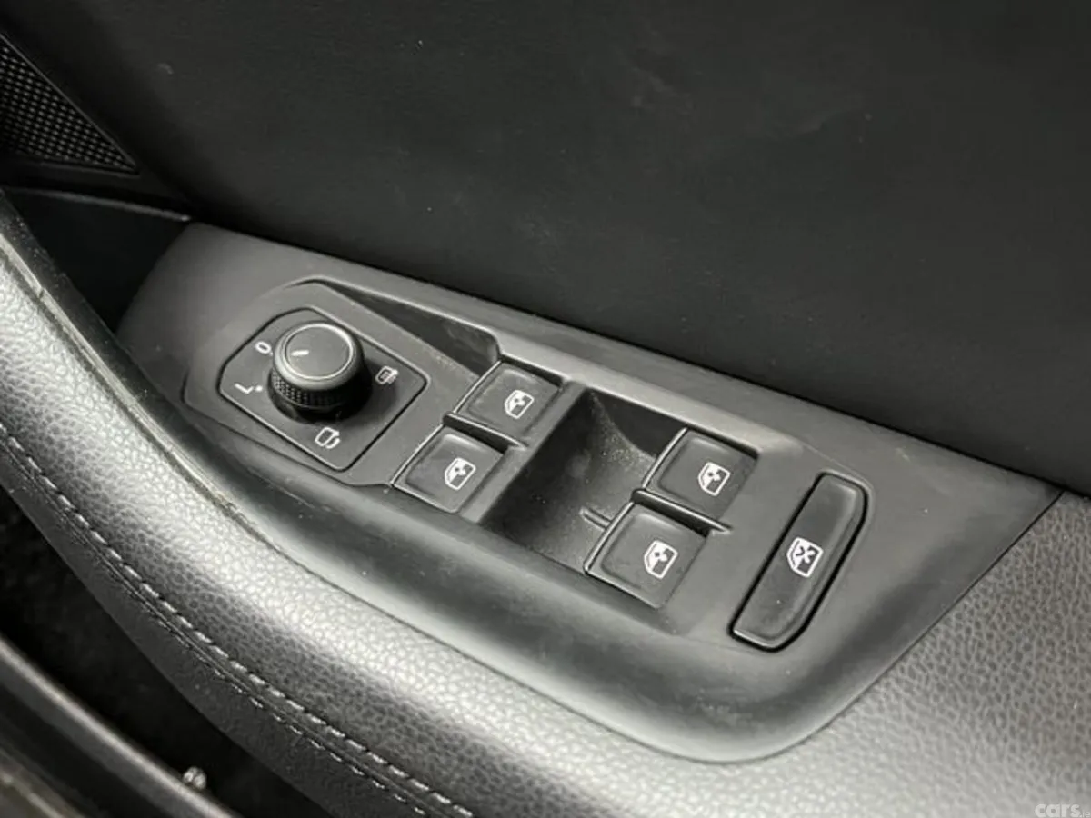 Volkswagen Passat Estate, Diesel, 2020, White