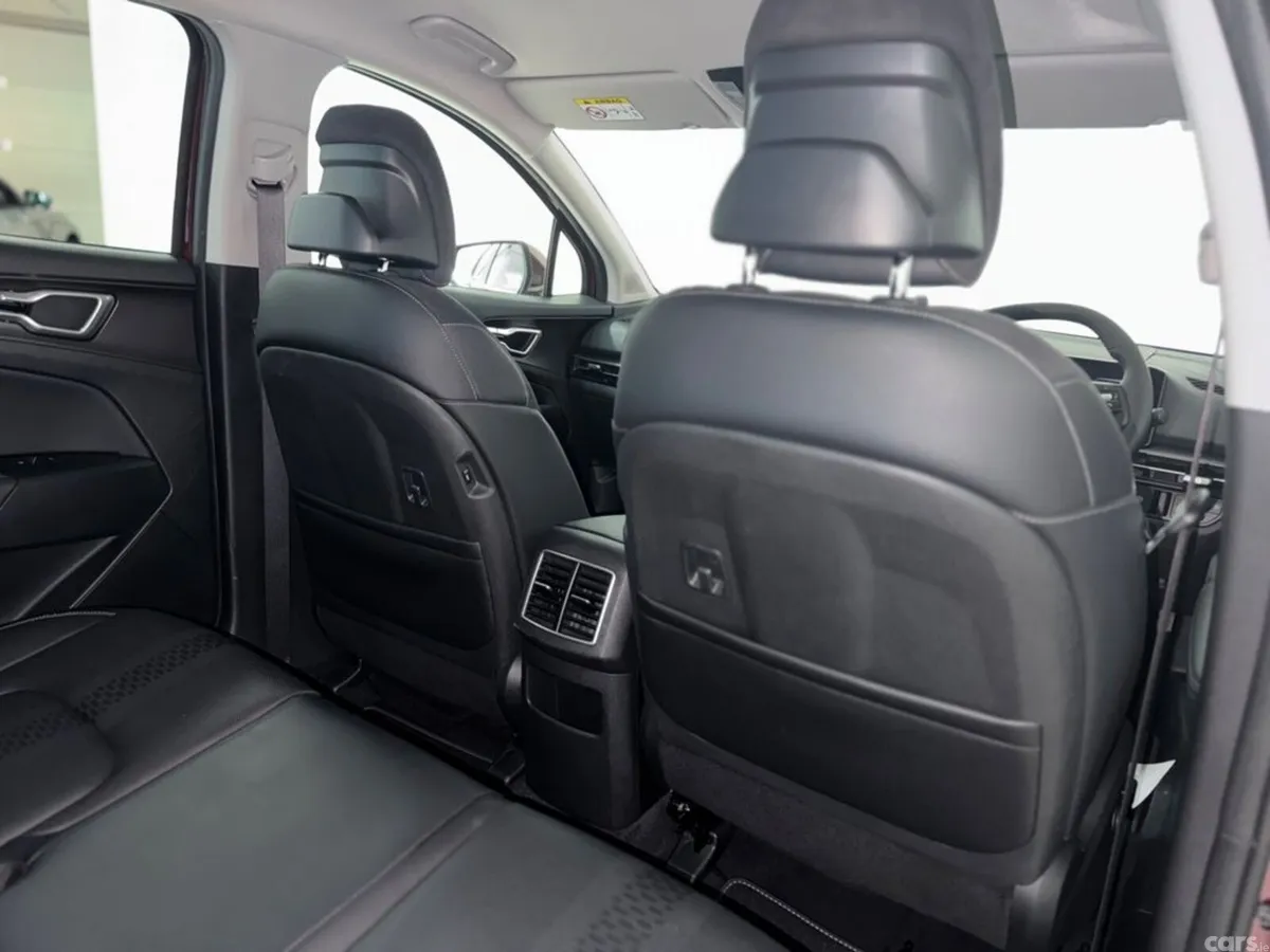 Kia Sportage MPV, Diesel Hybrid, 2026, Red