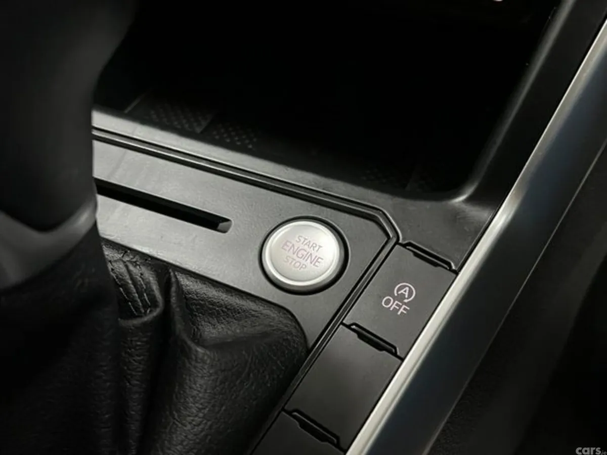 Volkswagen Polo Hatchback, Petrol, 2023, Blue