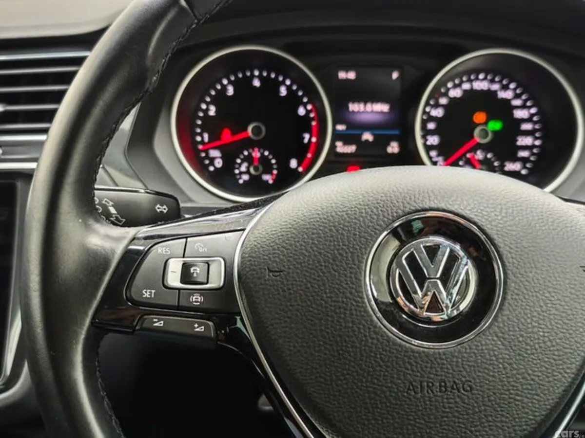 Volkswagen Tiguan SUV, Petrol, 2020, Black