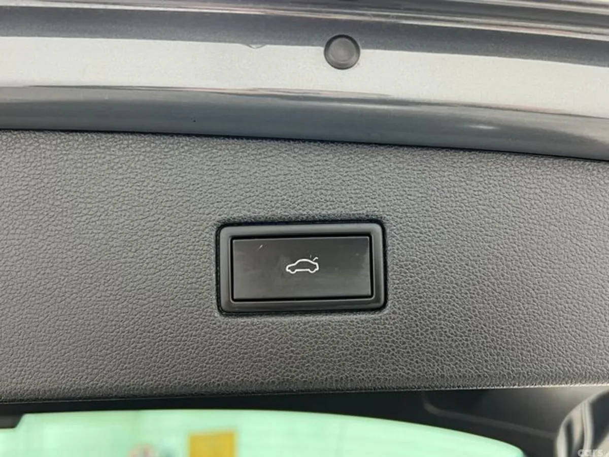 Volkswagen Tiguan Estate, Petrol Hybrid, 2023, Grey