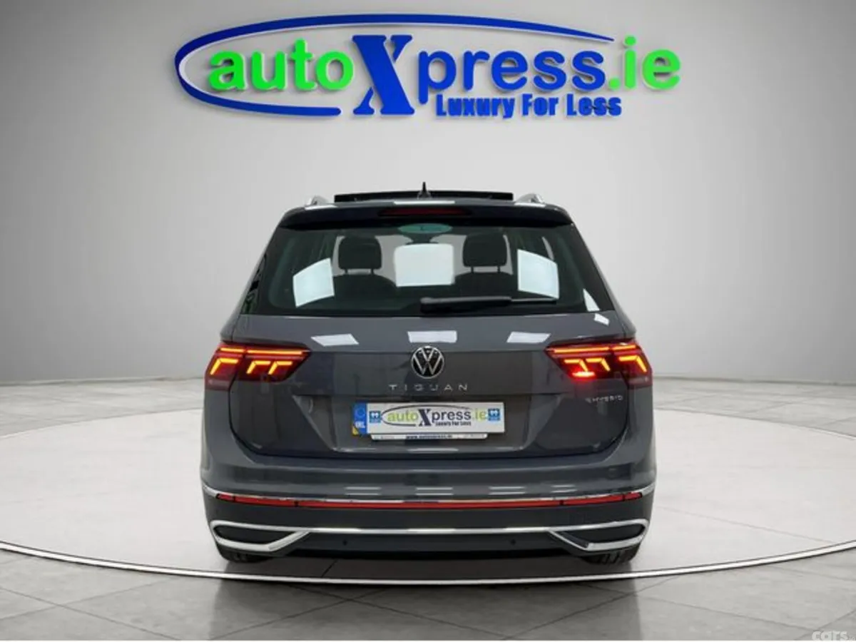 Volkswagen Tiguan Estate, Petrol Hybrid, 2023, Grey