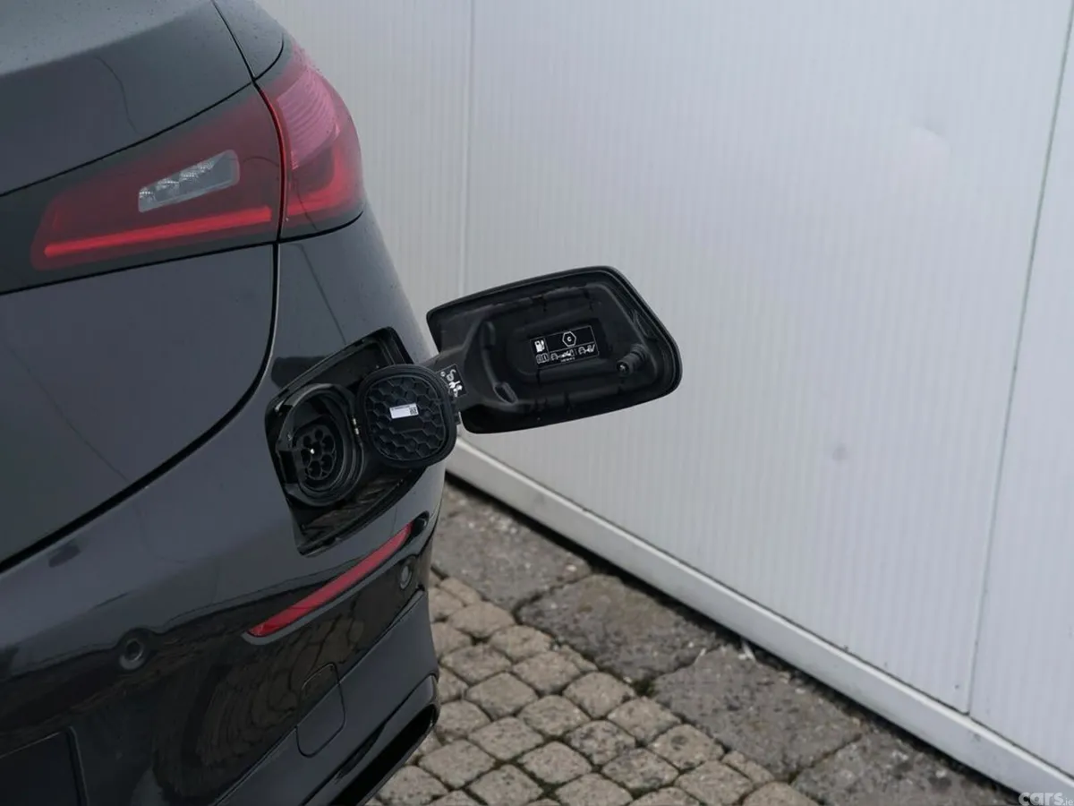 Mercedes-Benz CLE Coupe, Petrol Plug-in Hybrid, 2025, Grey