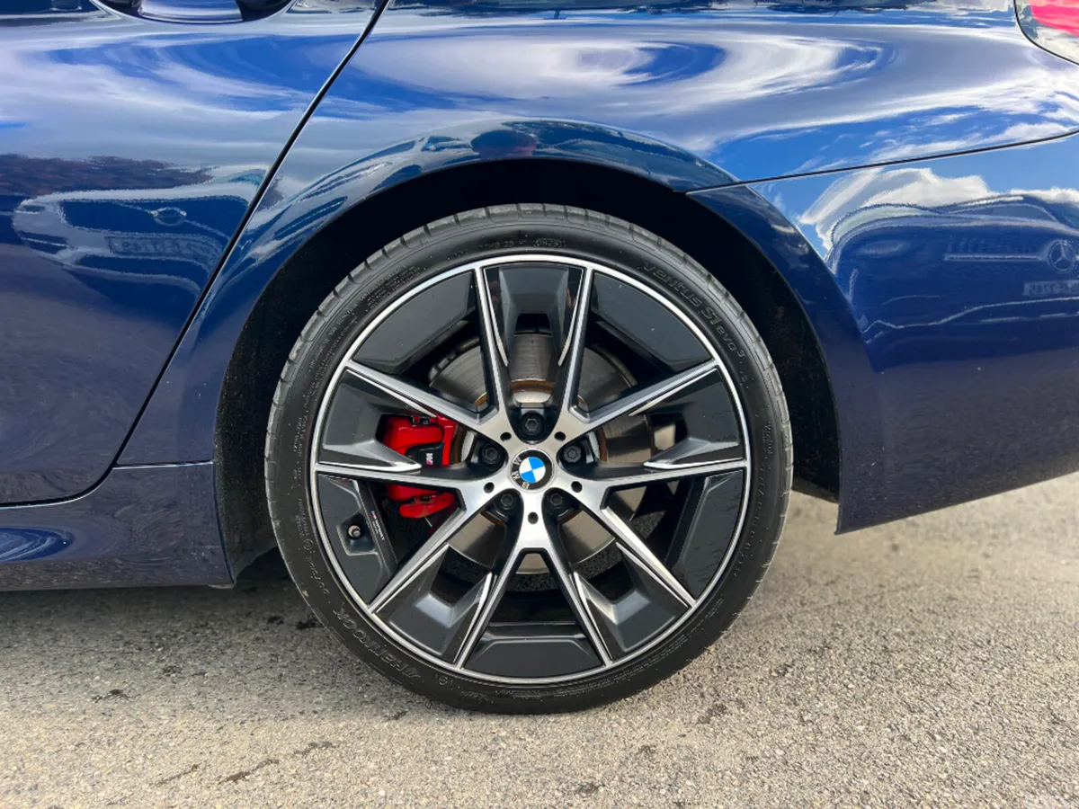 BMW 5-Series Saloon, Petrol Plug-in Hybrid, 2021, Blue