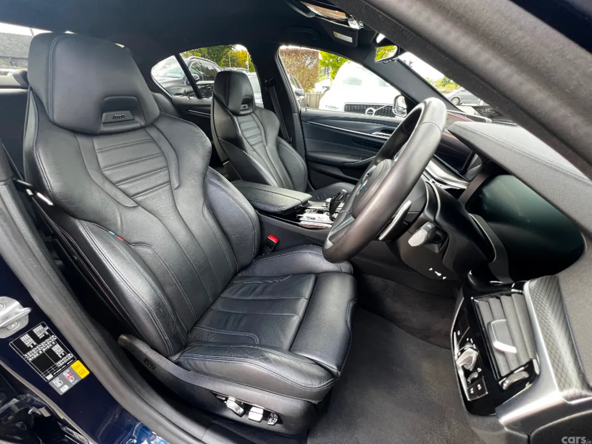 BMW 5-Series Saloon, Petrol Plug-in Hybrid, 2021, Blue