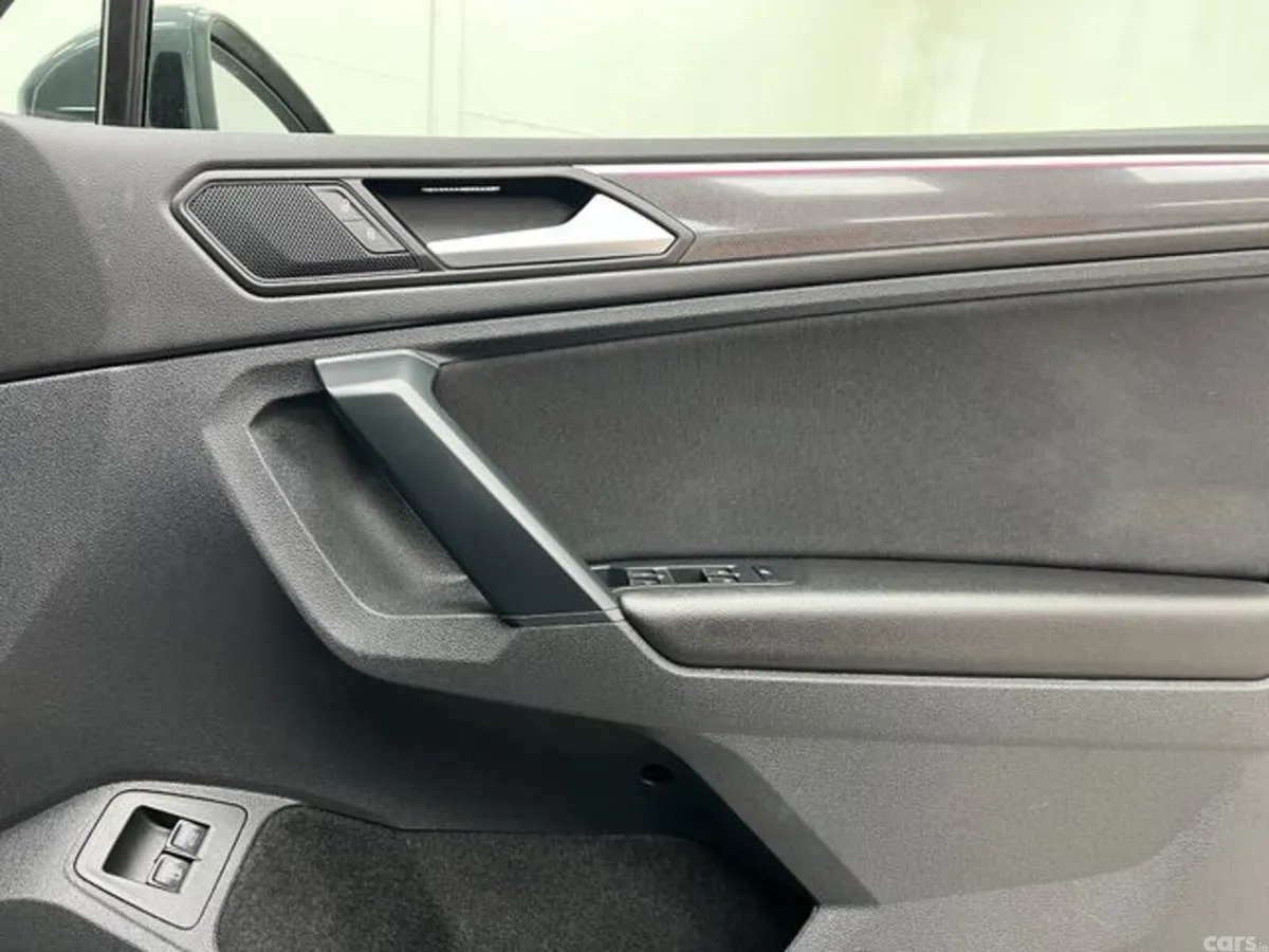 Volkswagen Tiguan Estate, Petrol Hybrid, 2023, Grey