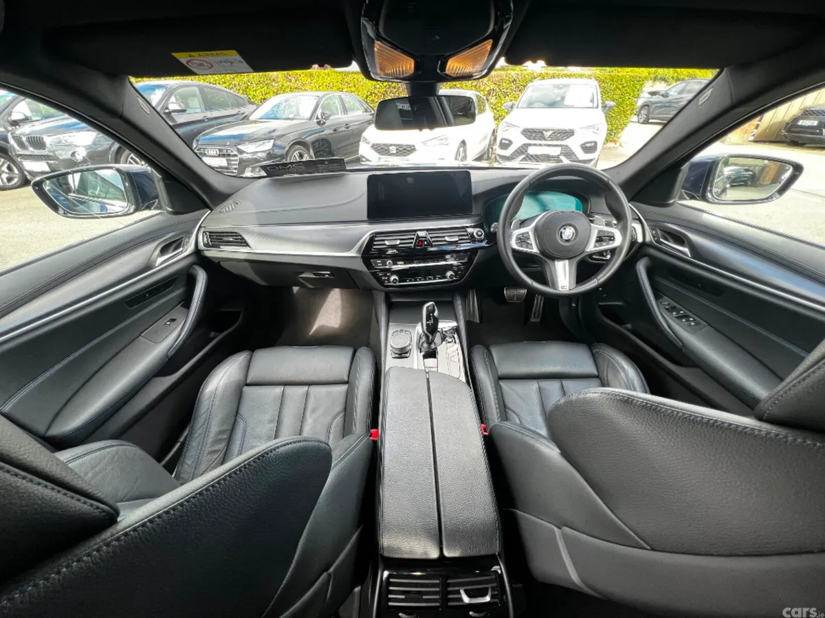 BMW 5-Series Saloon, Petrol Plug-in Hybrid, 2021, Blue