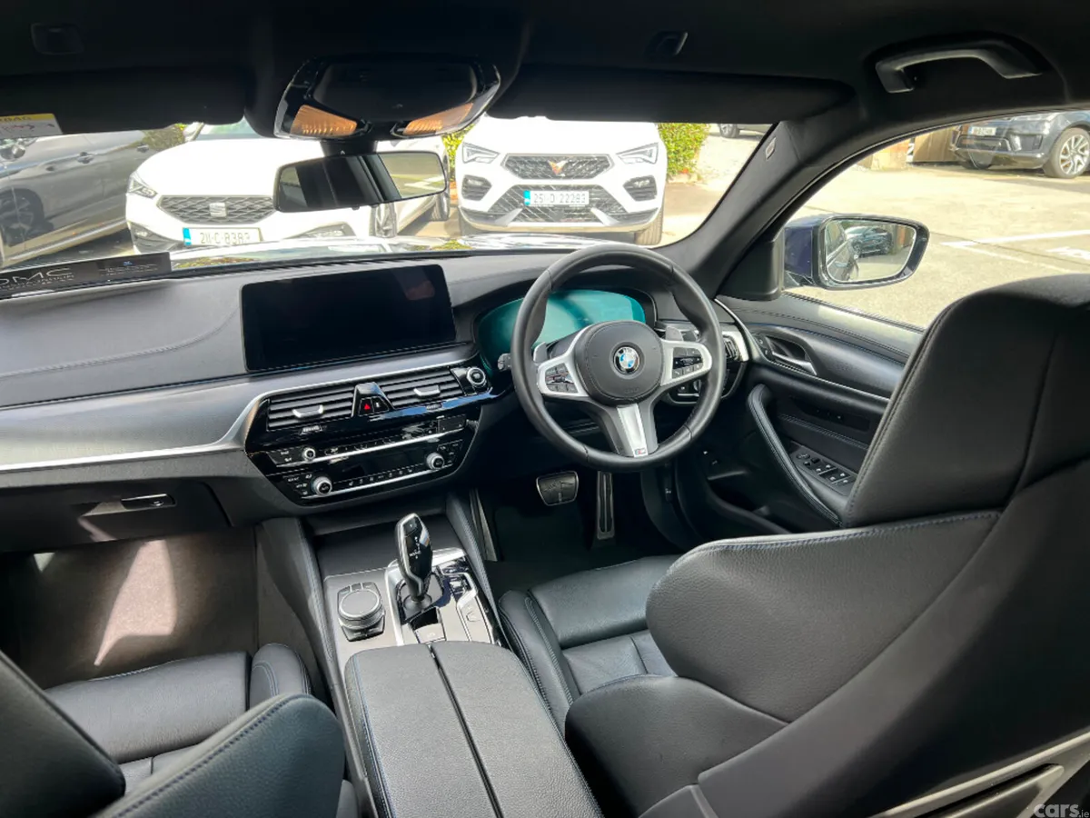 BMW 5-Series Saloon, Petrol Plug-in Hybrid, 2021, Blue
