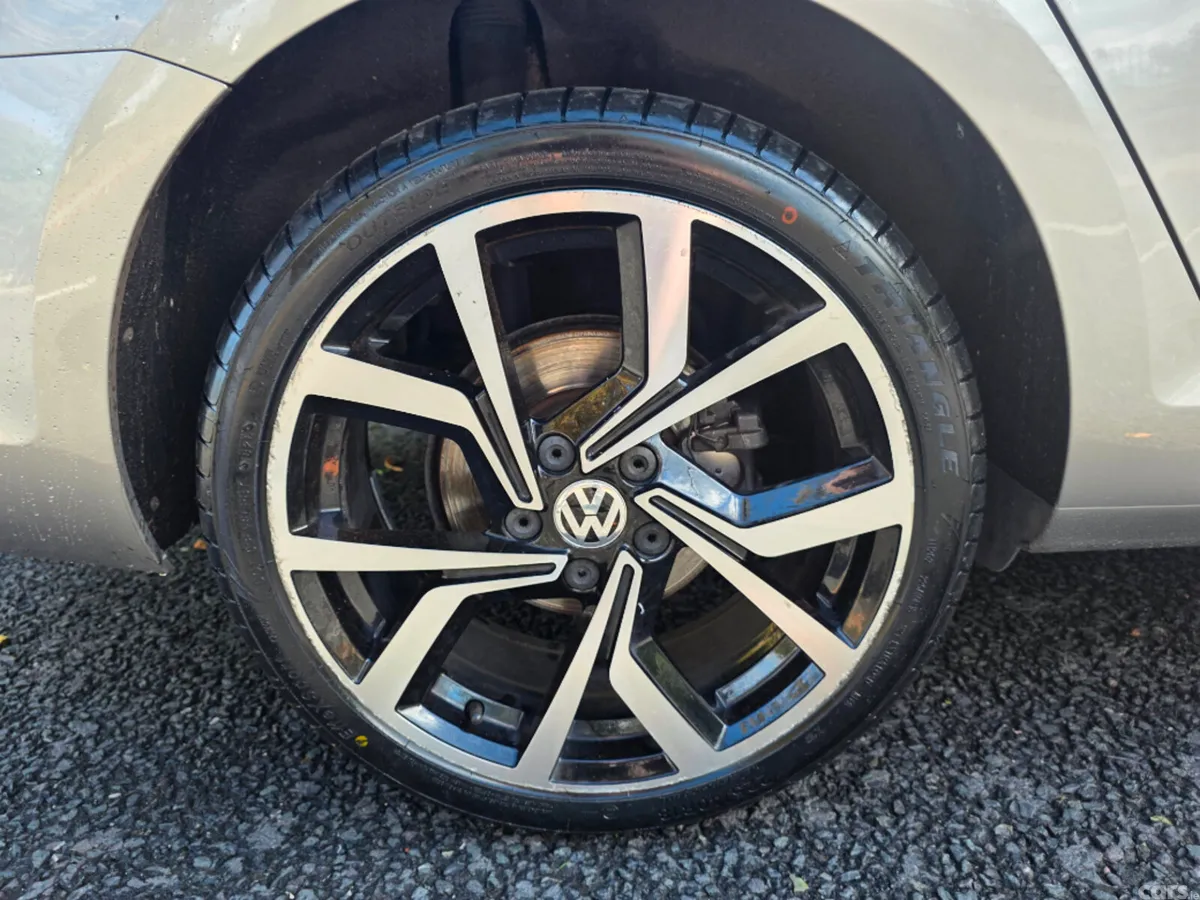 Volkswagen Golf Estate, Petrol, 2015, Grey