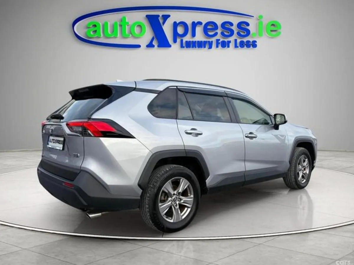 Toyota RAV4 SUV, Petrol Hybrid, 2022, Silver