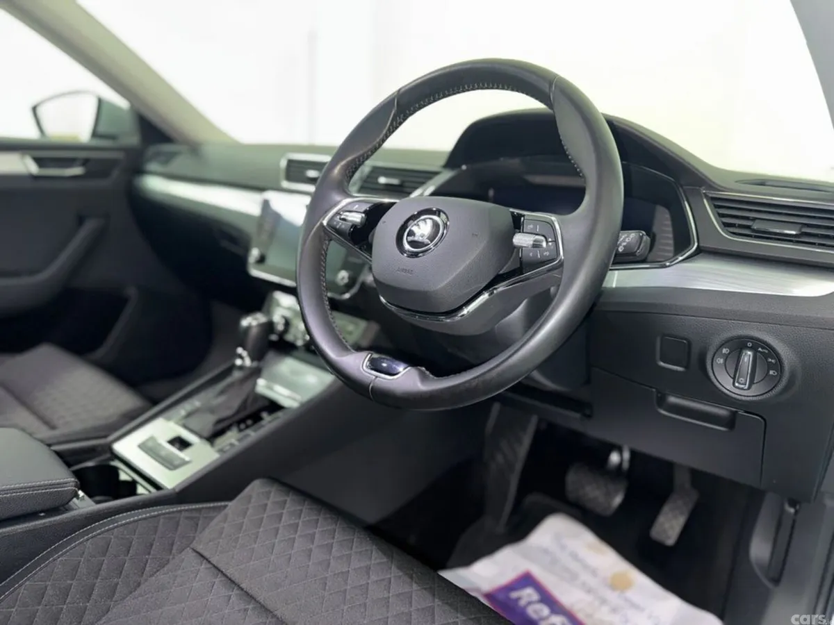 Skoda Superb Saloon, Diesel, 2023, Grey