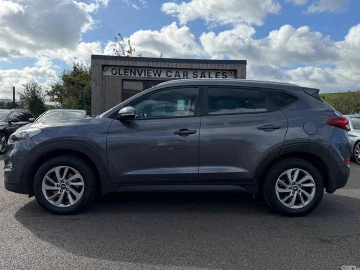 Hyundai Tucson MPV, Diesel, 2016, Grey