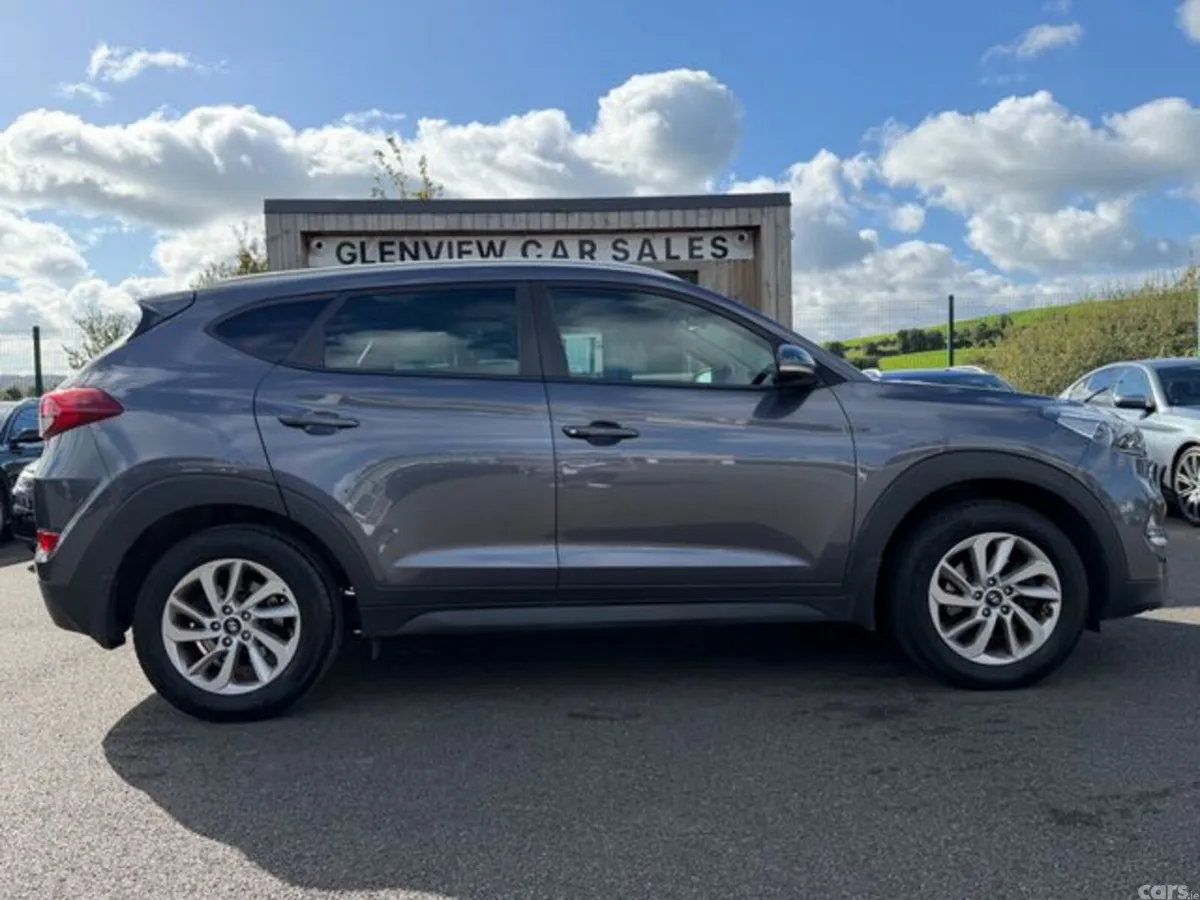 Hyundai Tucson MPV, Diesel, 2016, Grey