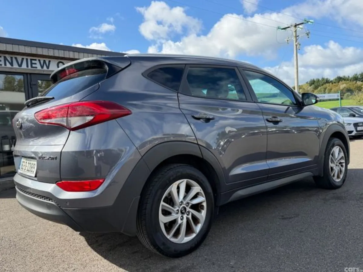 Hyundai Tucson MPV, Diesel, 2016, Grey