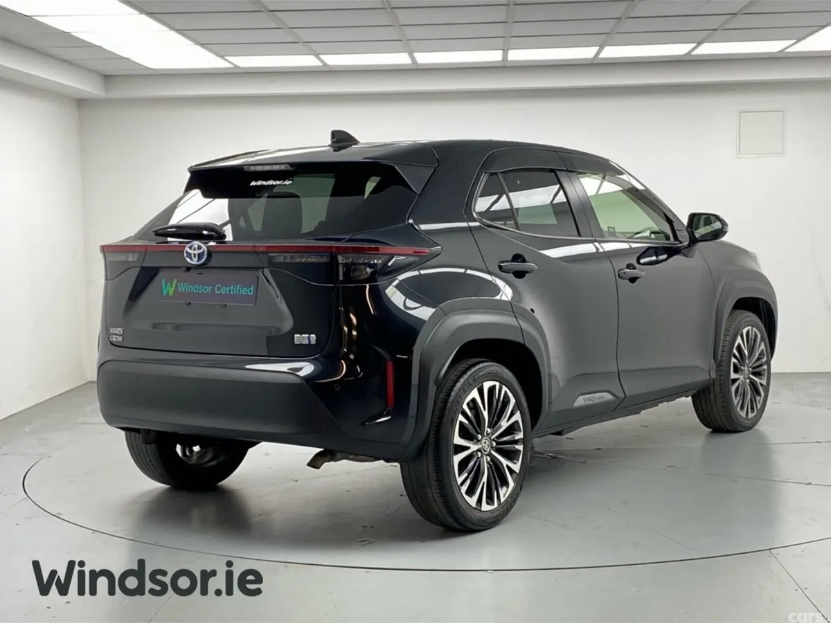 Toyota Yaris Cross SUV, Petrol Hybrid, 2022, Black