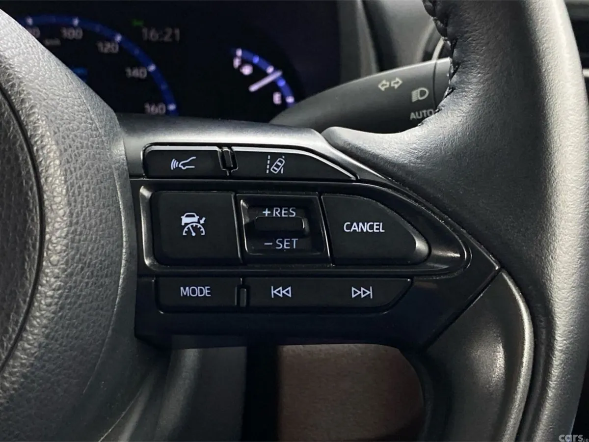 Toyota Yaris Cross SUV, Petrol Hybrid, 2022, Black