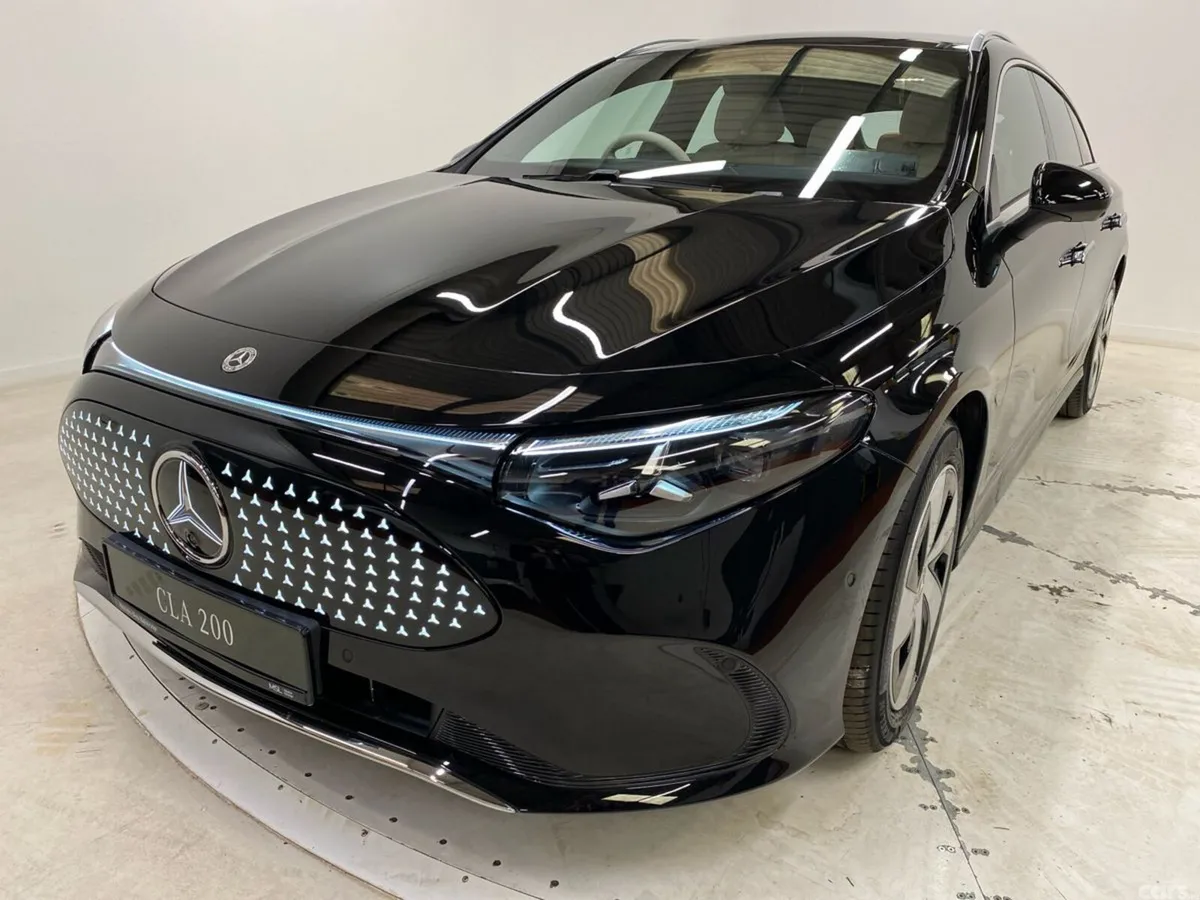 Mercedes-Benz CLA Estate, Electric, 2026, Black