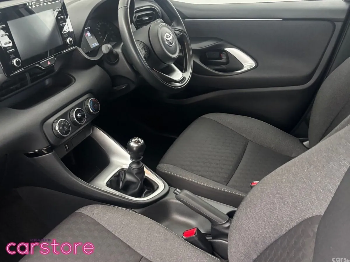 Toyota Yaris Hatchback, Petrol, 2024, Grey