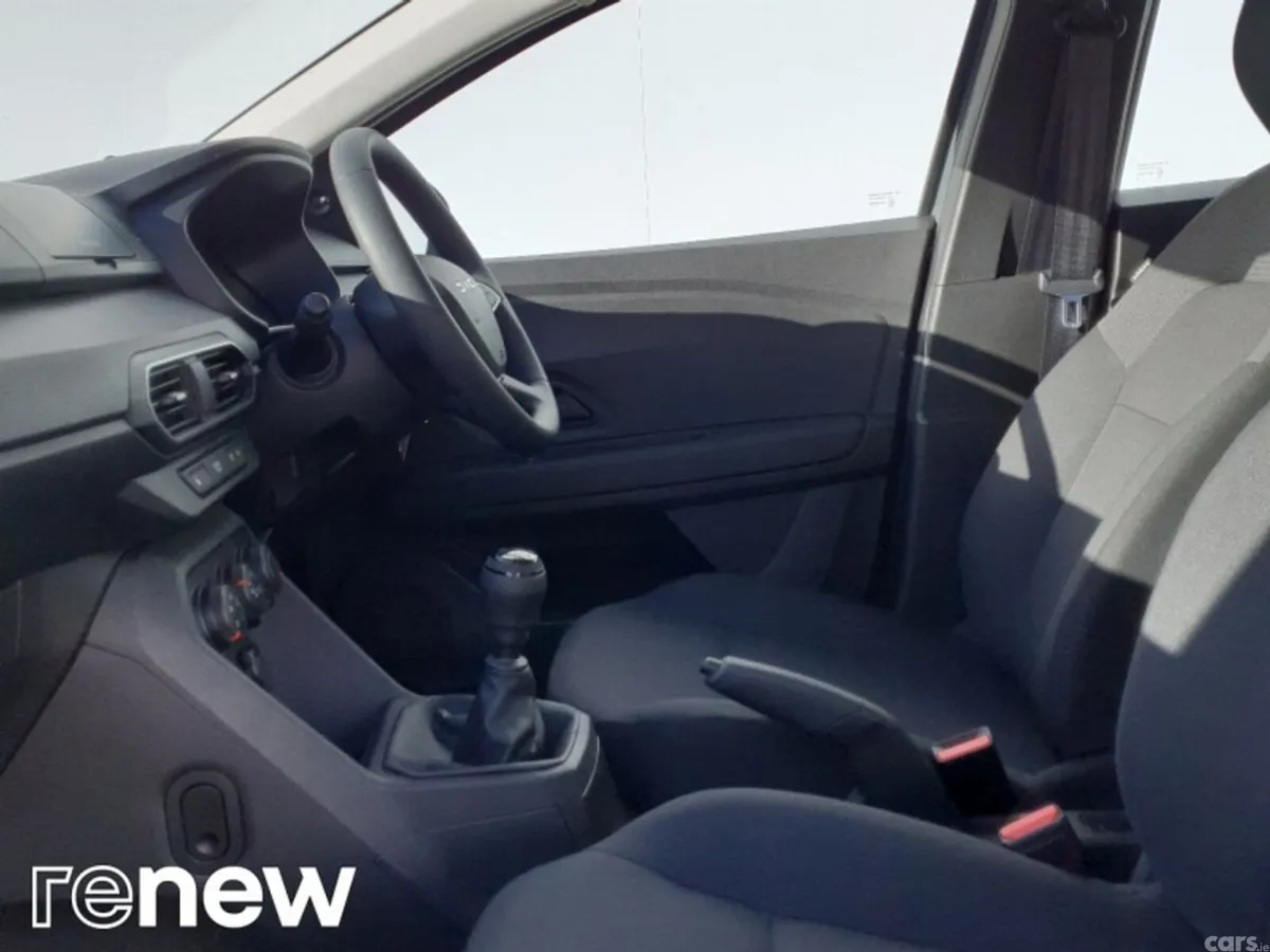 Dacia Sandero Hatchback, Petrol, 2024, Grey