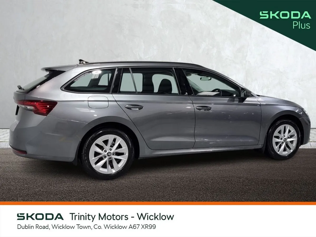 Skoda Octavia Estate, Diesel, 2026, Grey