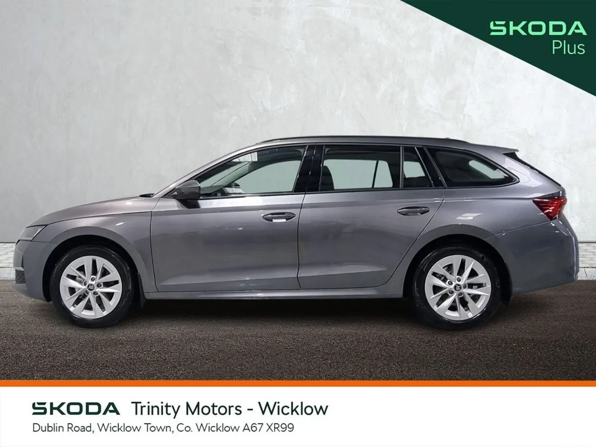 Skoda Octavia Estate, Diesel, 2026, Grey