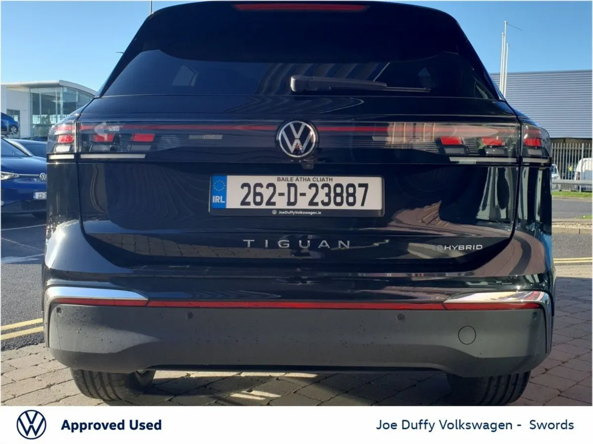 Volkswagen Tiguan SUV, Petrol Plug-in Hybrid, 2026, Black