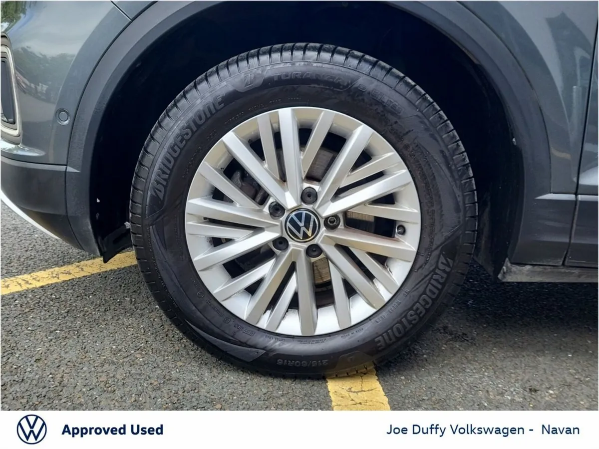 Volkswagen T-Roc SUV, Petrol, 2023, Grey