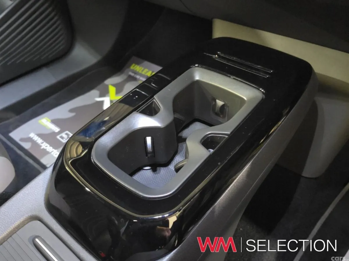 Volkswagen ID.5 Estate, Electric, 2023, Grey