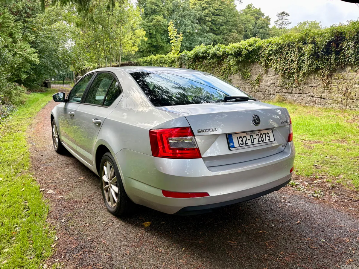 Skoda Octavia Hatchback, Diesel, 2013, Silver