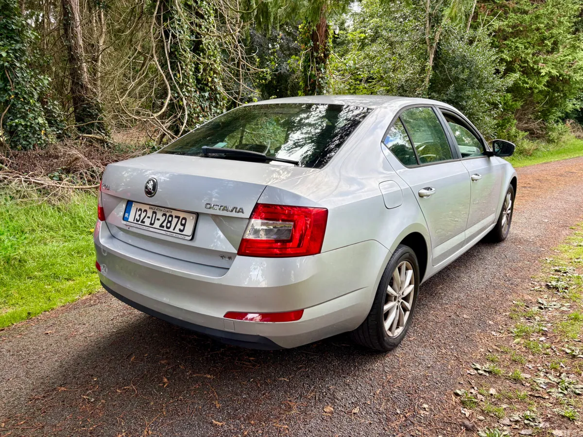 Skoda Octavia Hatchback, Diesel, 2013, Silver