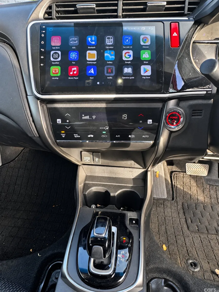 Honda Grace Saloon, Petrol Hybrid, 2019, Red