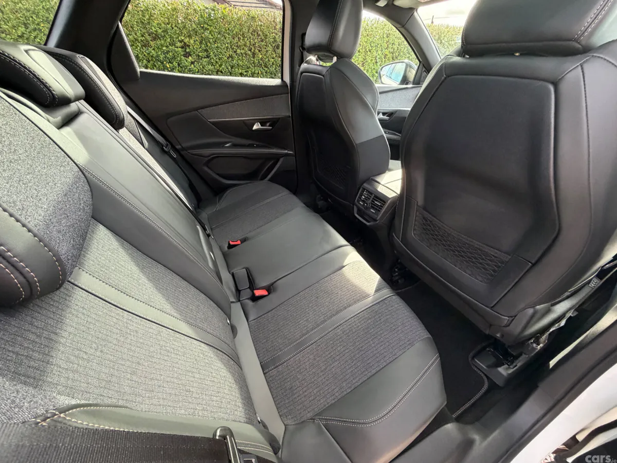 Peugeot 3008 SUV, Diesel, 2021, White