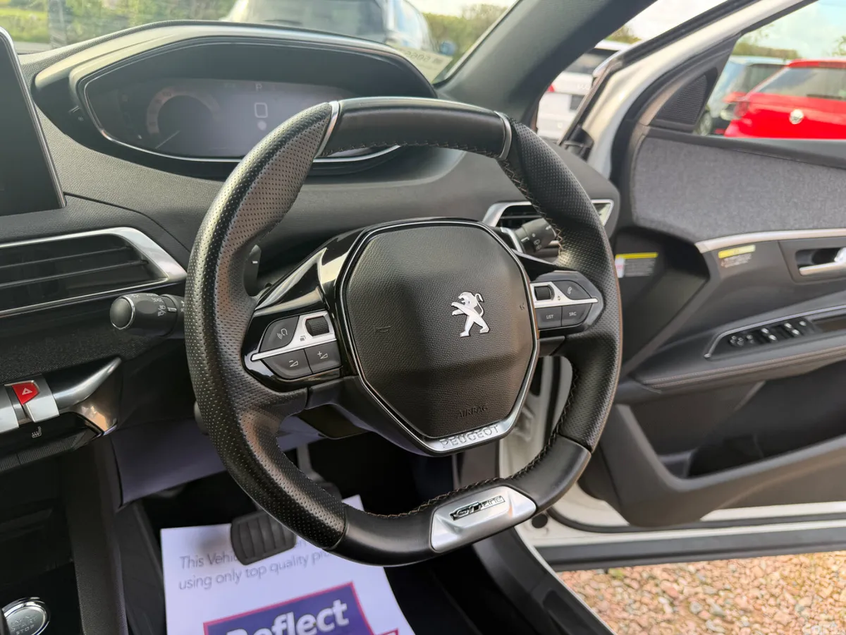 Peugeot 3008 SUV, Diesel, 2021, White