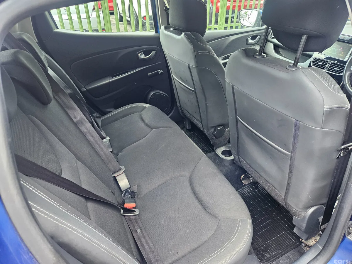 Renault Clio Hatchback, Petrol, 2019, Blue