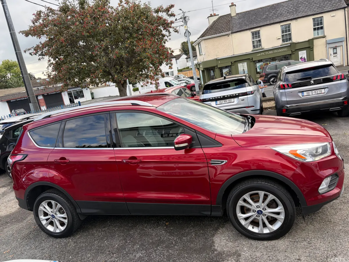 Ford Kuga SUV, Diesel, 2017, Red