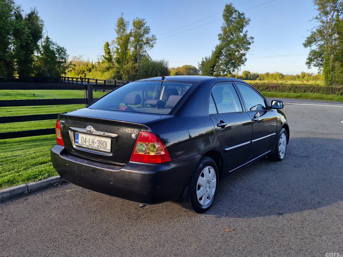 Toyota Corolla Saloon, Petrol, 2004, Black
