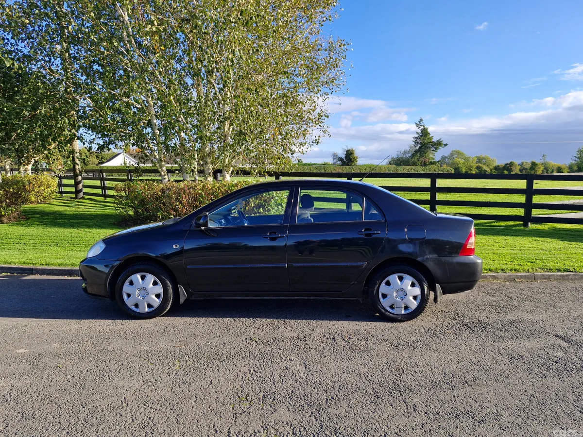 Toyota Corolla Saloon, Petrol, 2004, Black