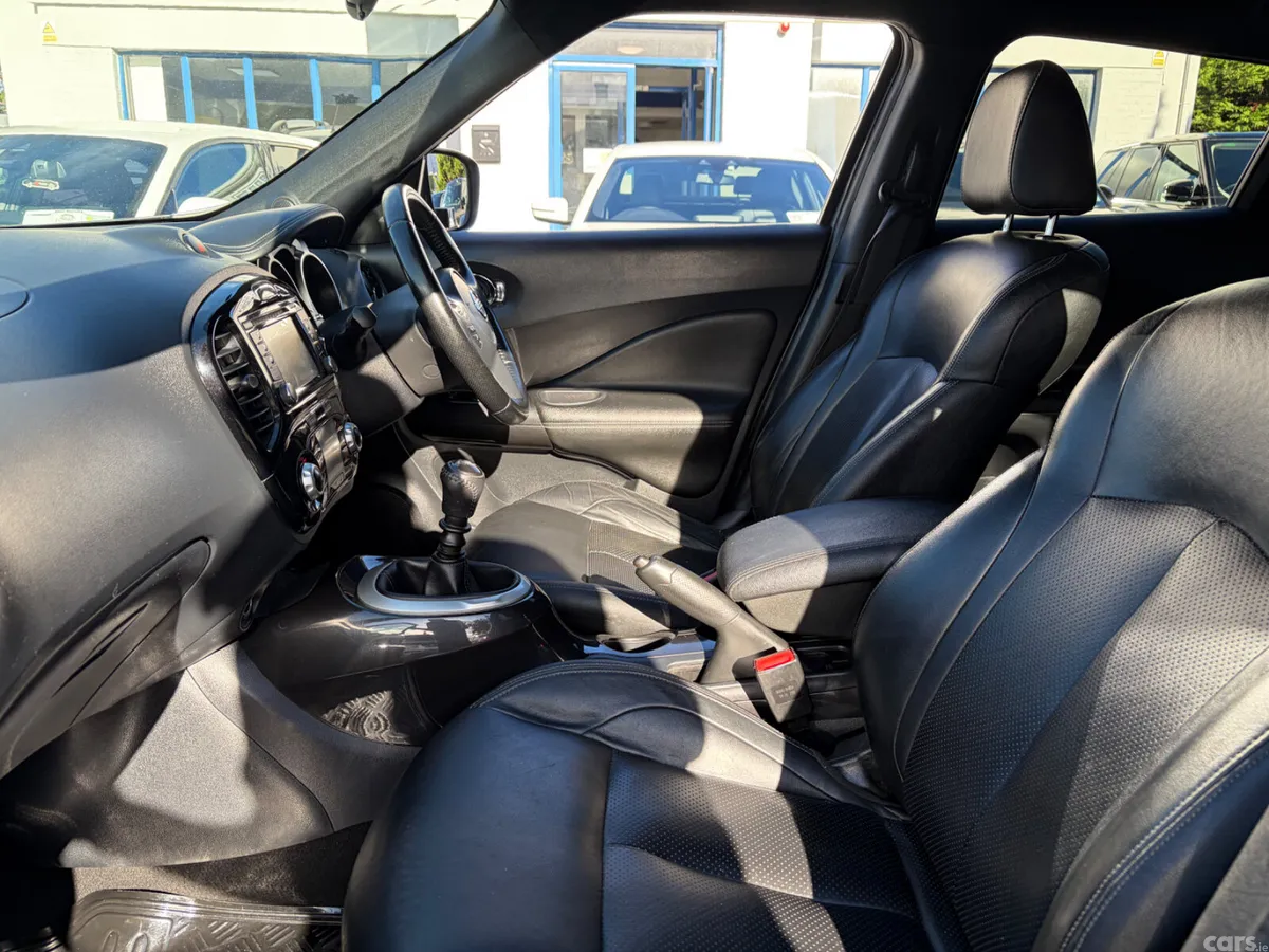 Nissan Juke SUV, Diesel, 2015, Grey