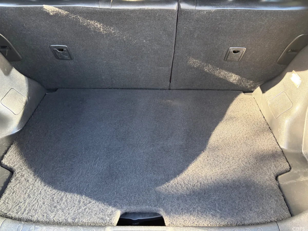 Nissan Juke SUV, Diesel, 2015, Grey