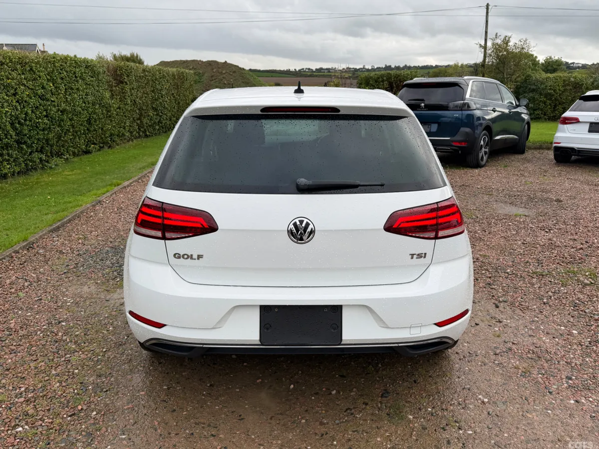 Volkswagen Golf Hatchback, Petrol, 2017, White