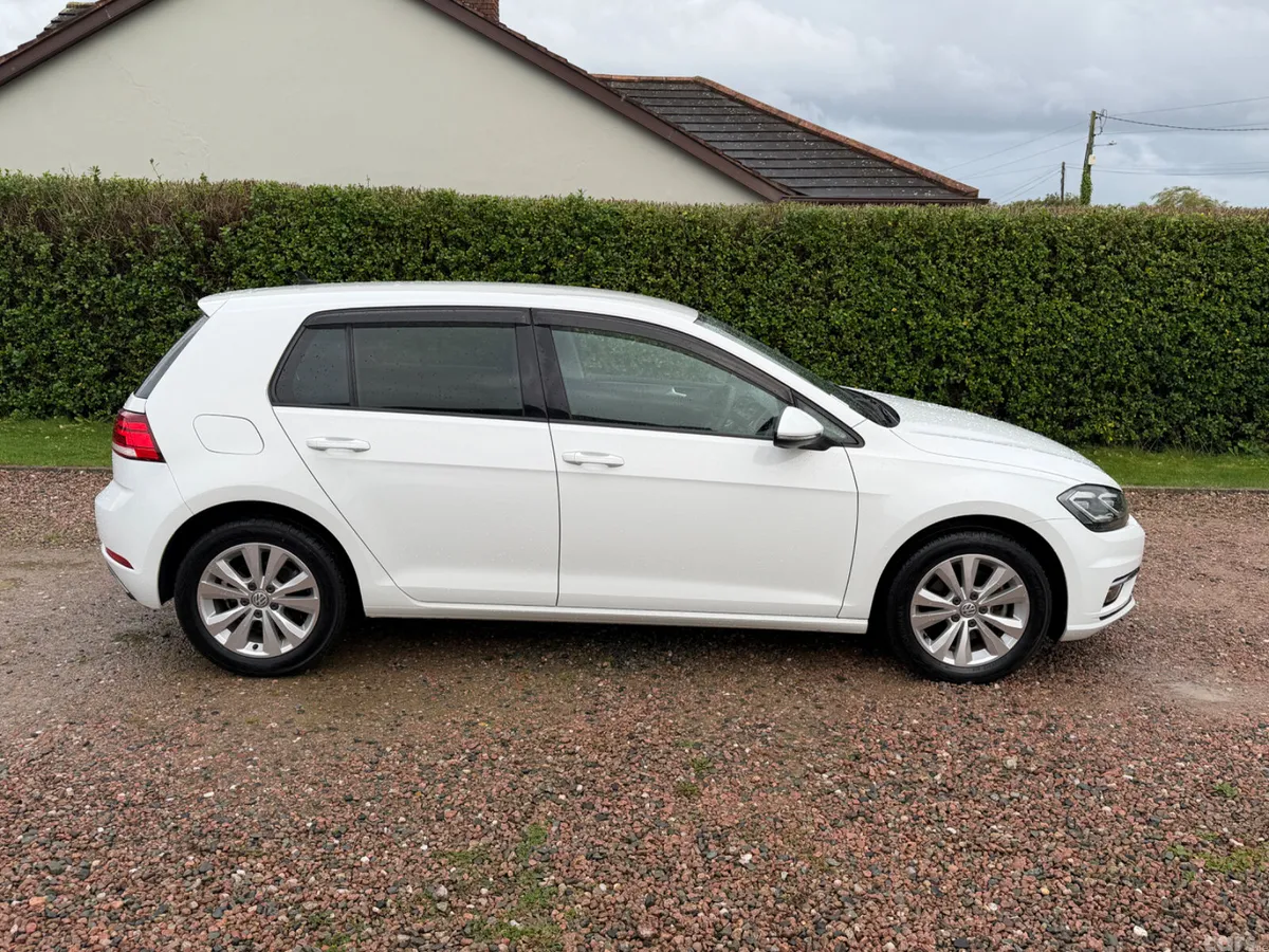 Volkswagen Golf Hatchback, Petrol, 2017, White